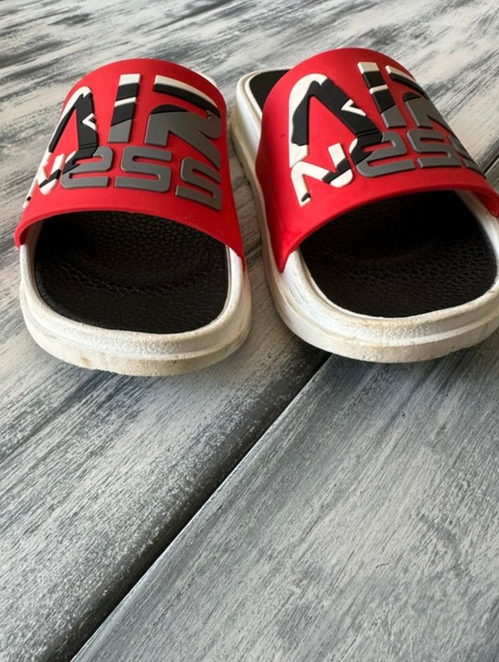 Sandales / claquettes Enfant