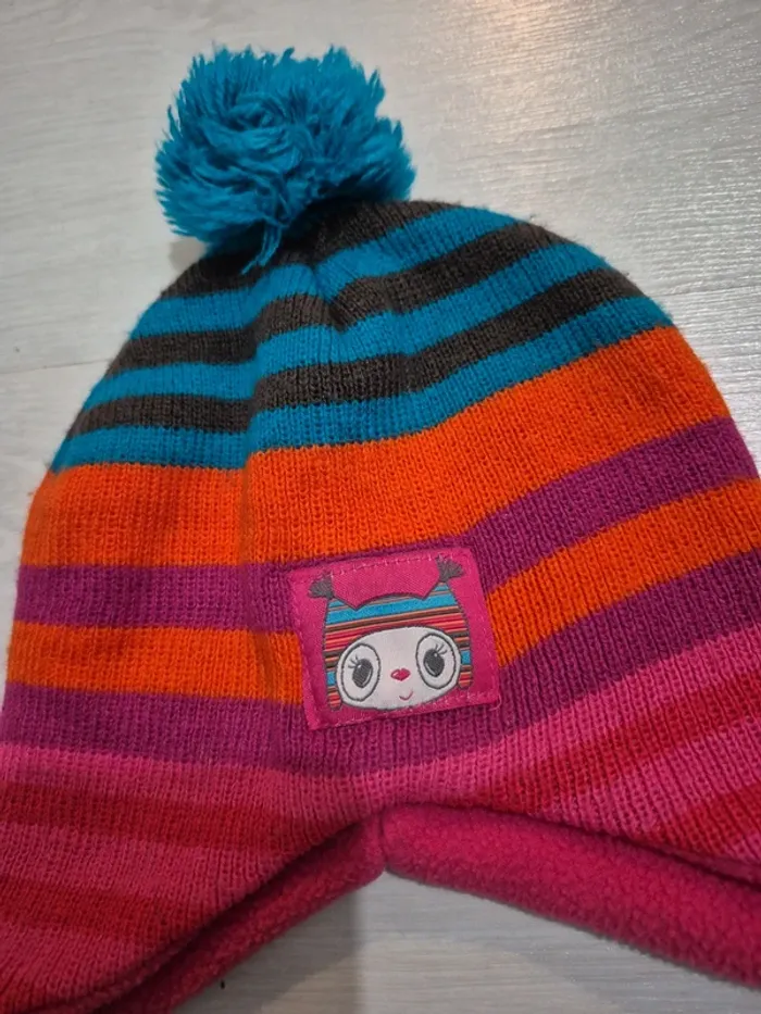 Bonnet hiver multicolore avec tresses - photo numéro 3