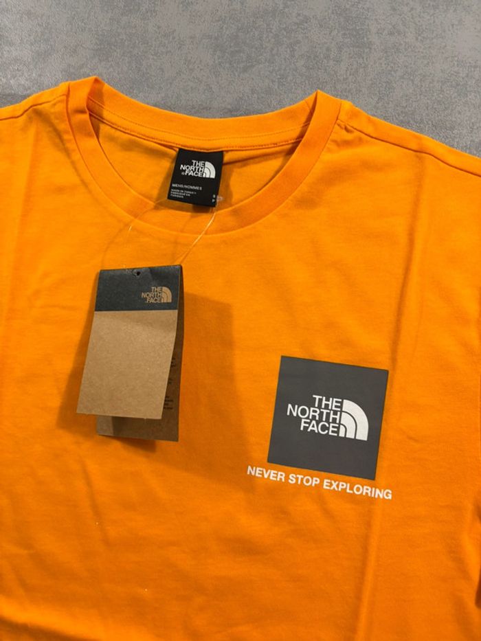 T-shirt The north Face Box Orange et Gris Taille S Neuf avec étiquette - photo numéro 3