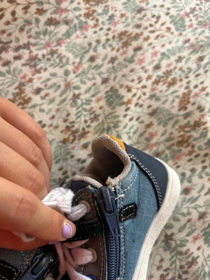 Chaussure effet jean garçon taille 20 - photo numéro 9