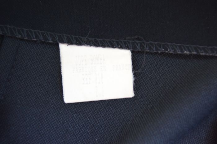 Jupe crayon noire élégante – taille L – coupe droite, fente discrète - photo numéro 3