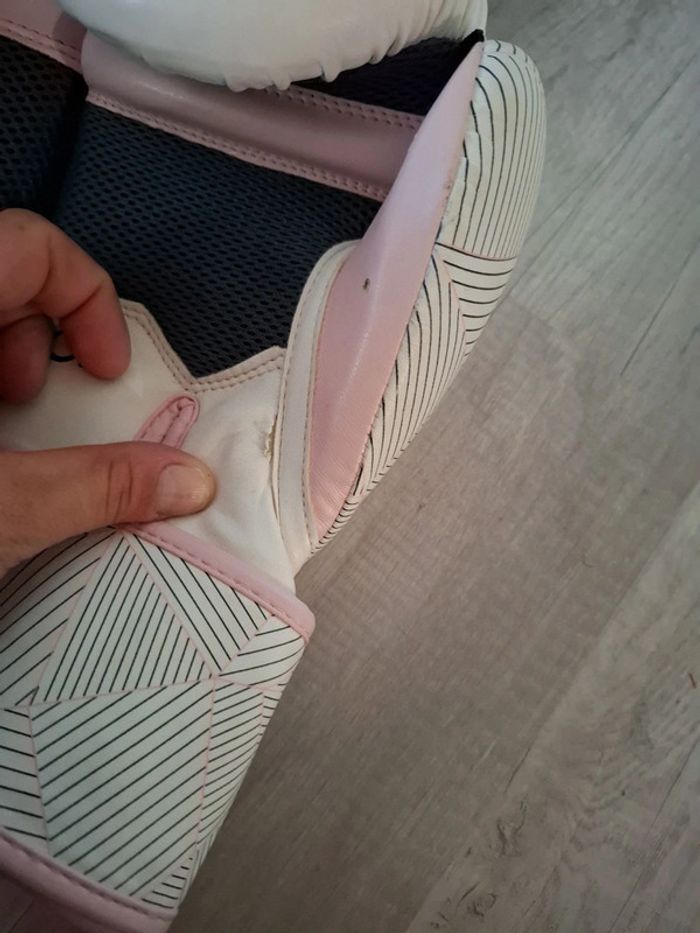 Gant de boxe fille blanc rose 8oz - photo numéro 4