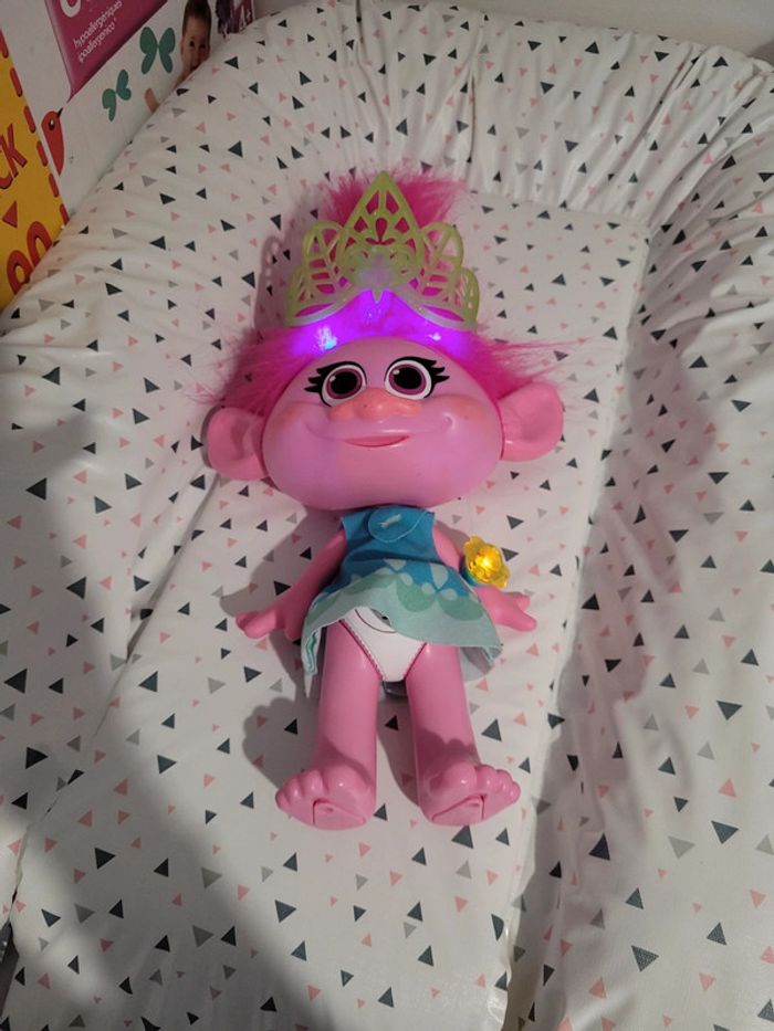 Poupée les trolls - photo numéro 2