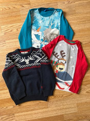 Pull et t-shirt de Noël