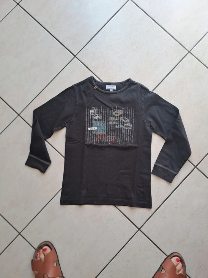 Lot 10 ans sweat et tee shirt manches longues - photo numéro 8