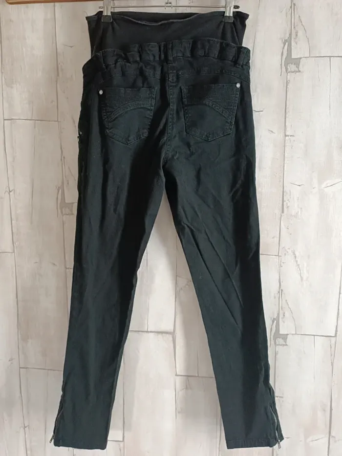 Pantalon noir de grossesse - photo numéro 4