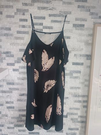 Robe courte/ Haut long sheilay taille XL