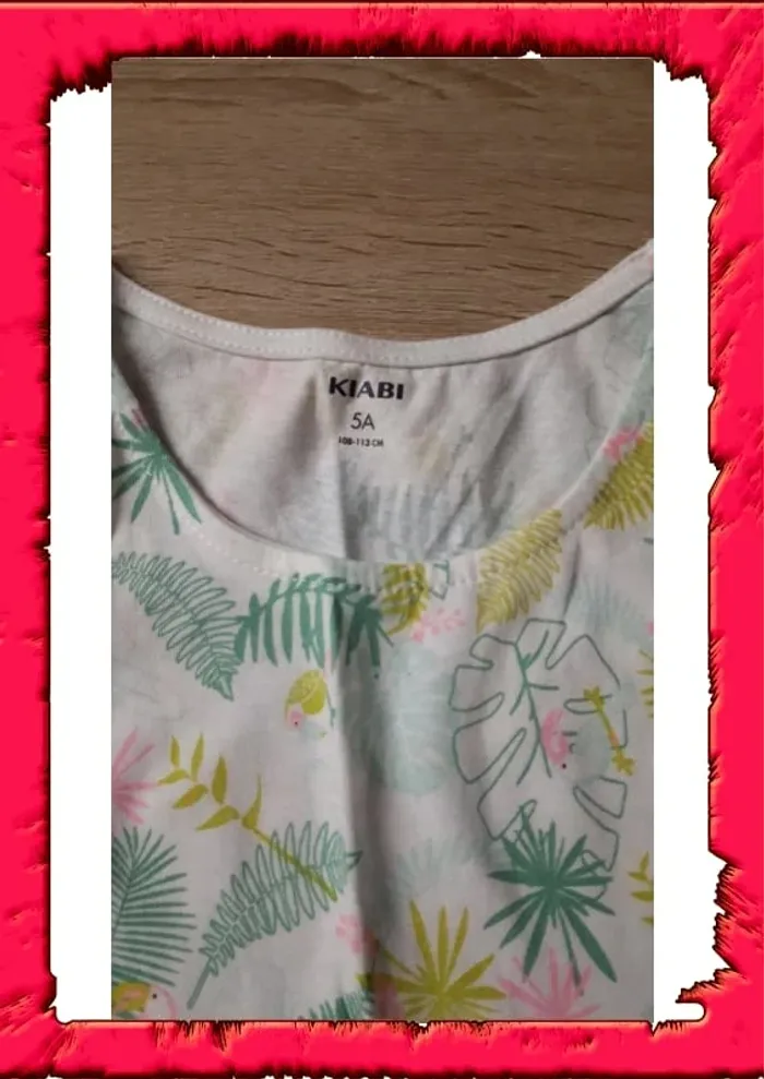 Jolie robe fleuris 5 ans - photo numéro 3