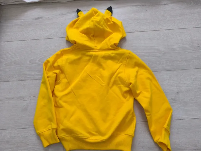 Pull Pikachu - photo numéro 3