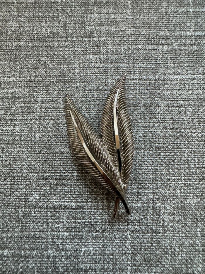 Broche