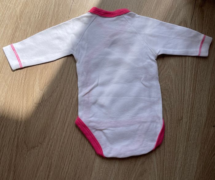 Body 3 mois neuf - photo numéro 2