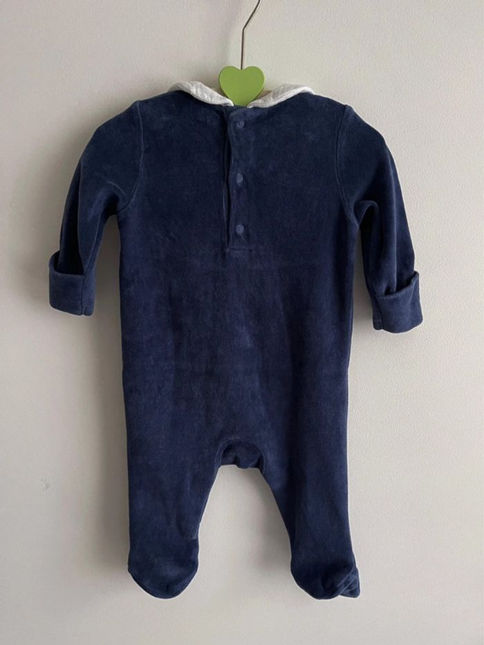 Adorable dors bien / pyjama en velours bleu marine Marks & Spencer taille 0-3 mois - photo numéro 2