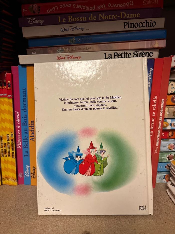 Livre Disney, la Belle au bois dormant - photo numéro 2
