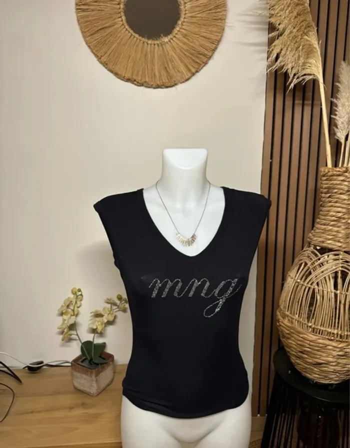 T-shirt noir strass