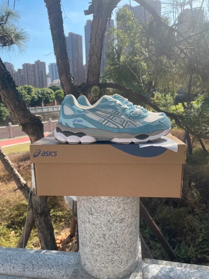 ASICS Gel-NYC Cream Arctic Sky Taille 42.5