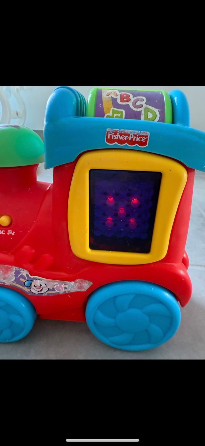 Locomotive lumineux et sonore Fisher Price - photo numéro 3