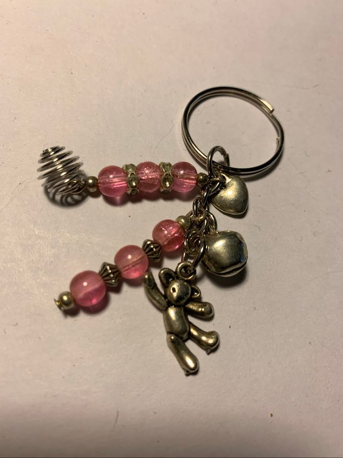 Porte clé nounours grelot coeur - photo numéro 3