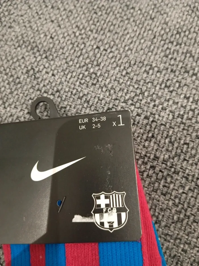 Chaussettes de football Nike FCB taille 34-38 - photo numéro 2