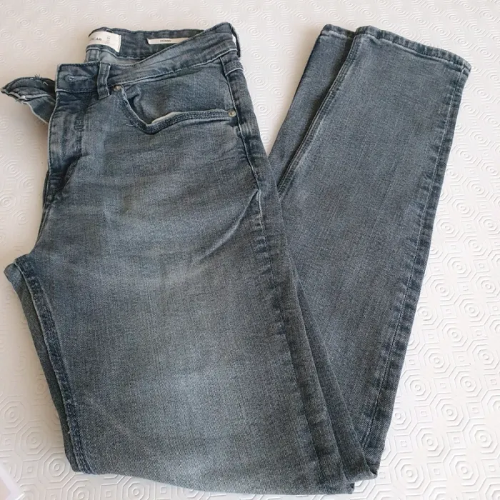 Jean Pull and Bear 38