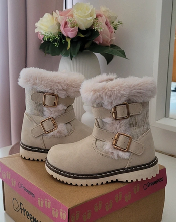 Bottines mi haute enfants à fourrure beige et rose Nini & Girls