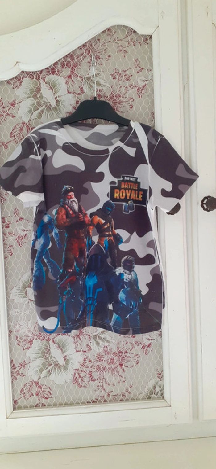 Tee shirt Fortnite Battle Royale 5 ans - photo numéro 2