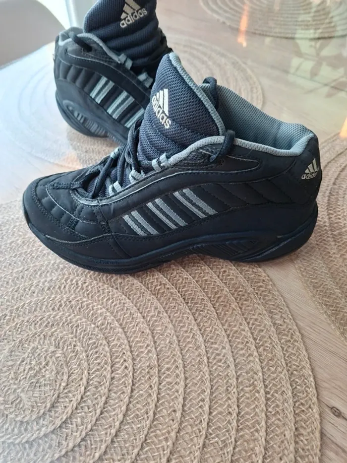 Adidas montantes noires/grises – Taille 38 - photo numéro 3
