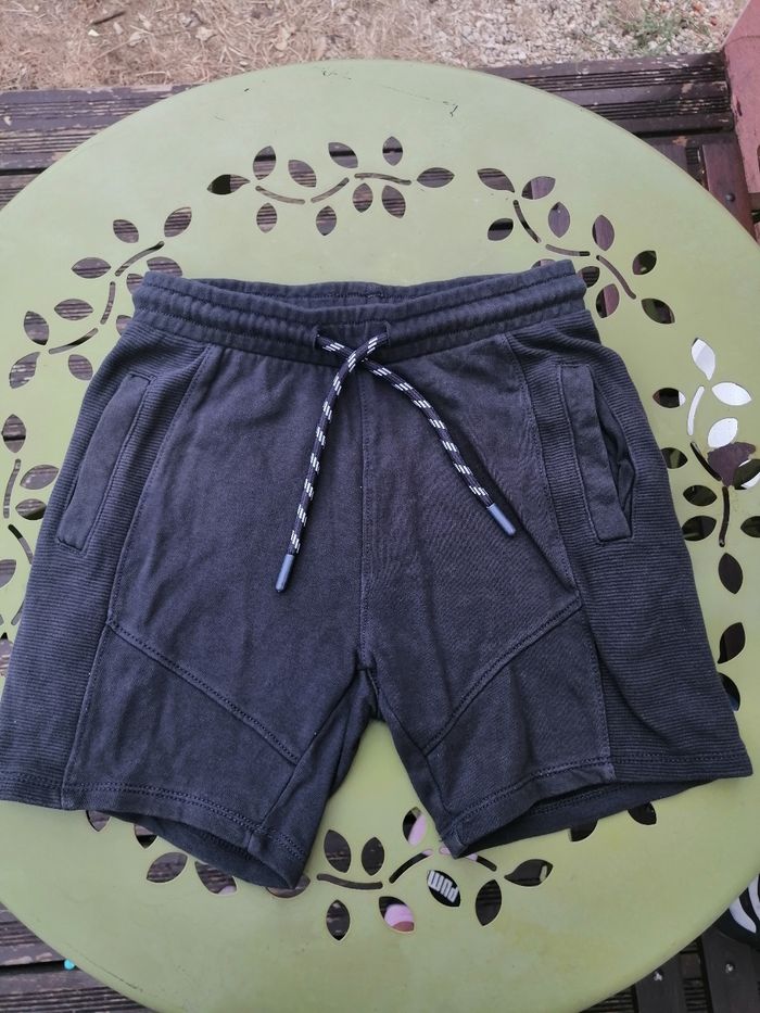 Short garçon 8 ans