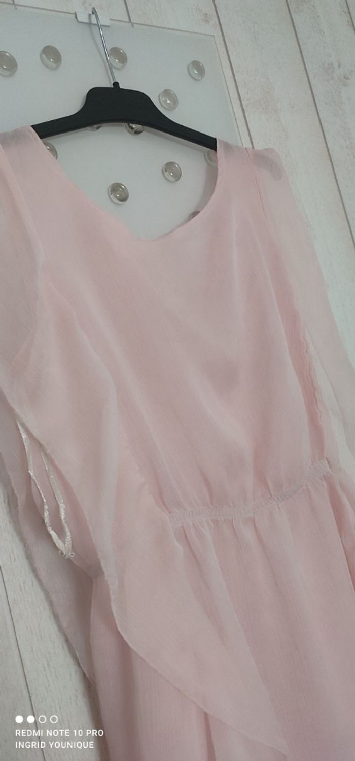 Haut fluide rose légèrement transparent à volants Tally weijl taille 34