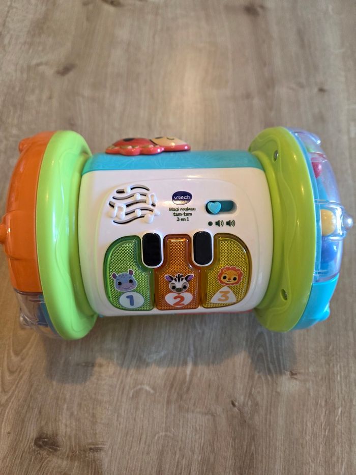 Rouleau d'éveil Vtech