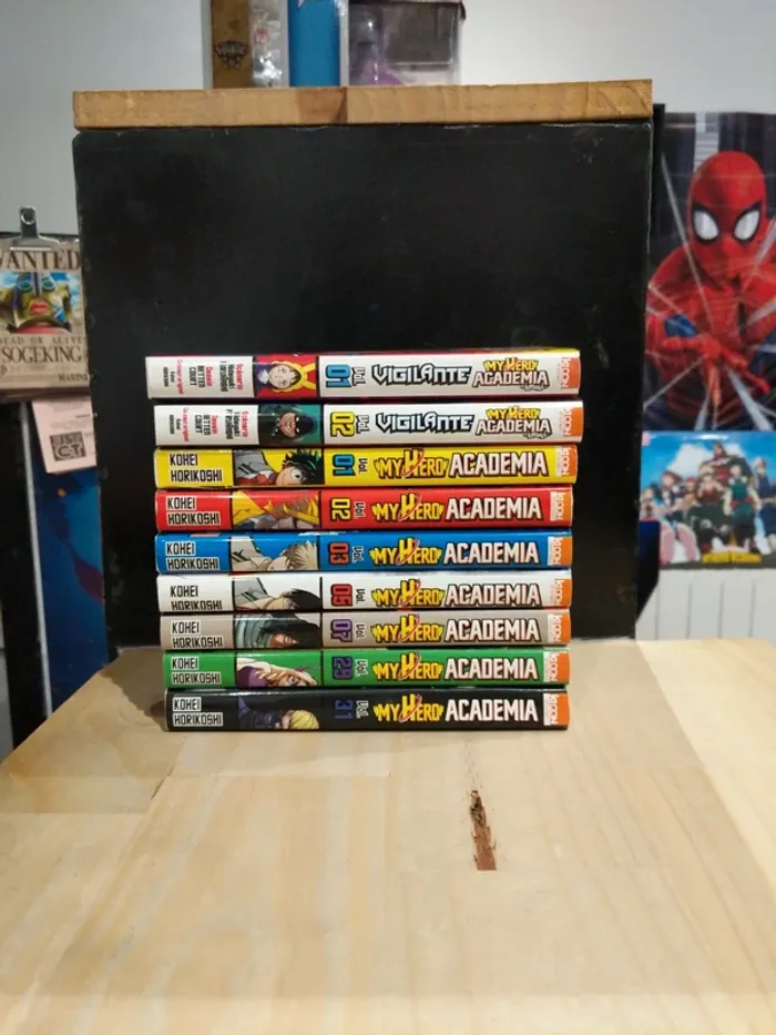 My Hero Academia – Lot de 9 tomes + Vigilante