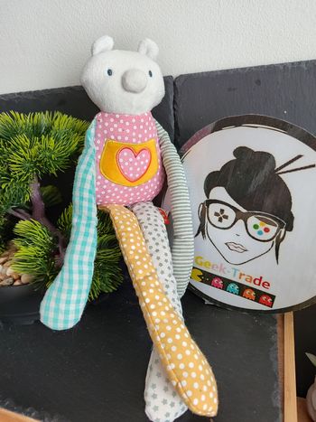 Doudou cochon blanc rose bleu orange vert pois rayure étoile Hema ours coeur