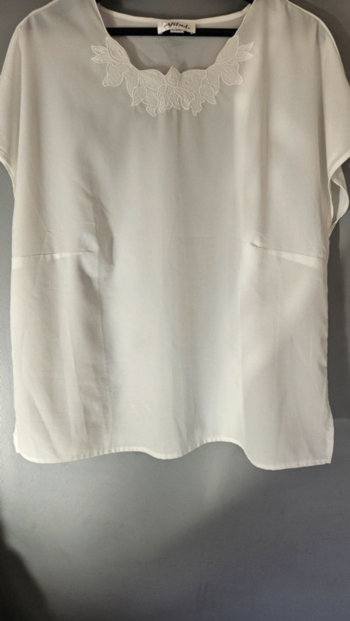 Blouse blanche fluide Afibel Taille 50- Élégante et légère