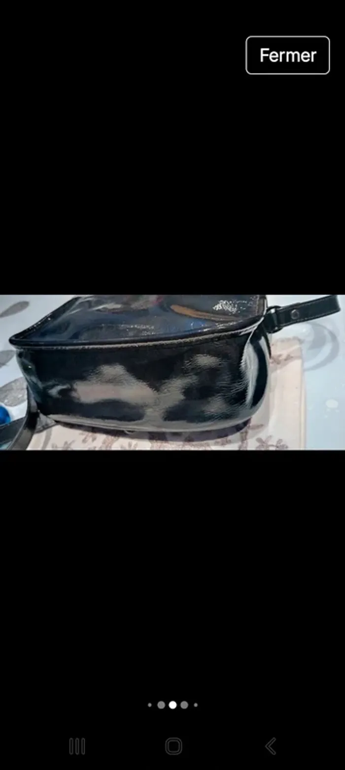 Sac longchamp en bandoulière petites imperfections voir photos - photo numéro 6