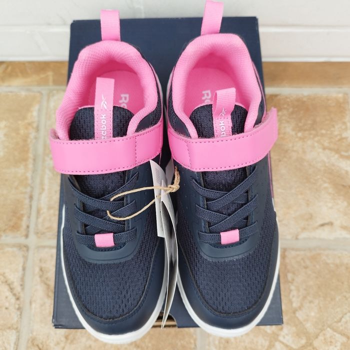Chaussures de sport - photo numéro 2