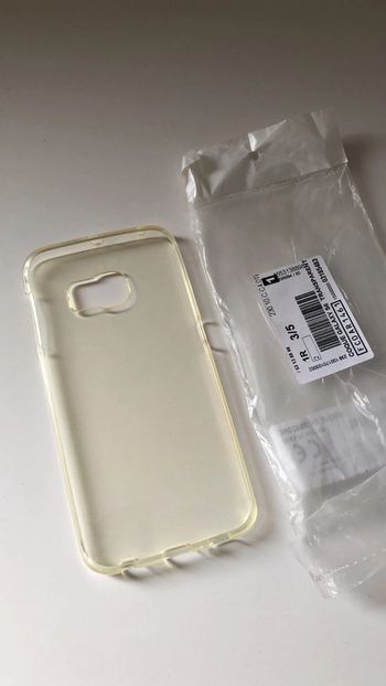 Coque silicone transparente