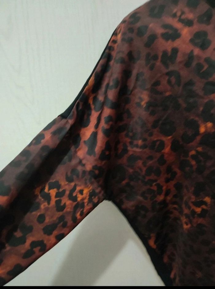 Blouse motif léopard - photo numéro 2