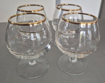 Lot de 12 verres a cognac