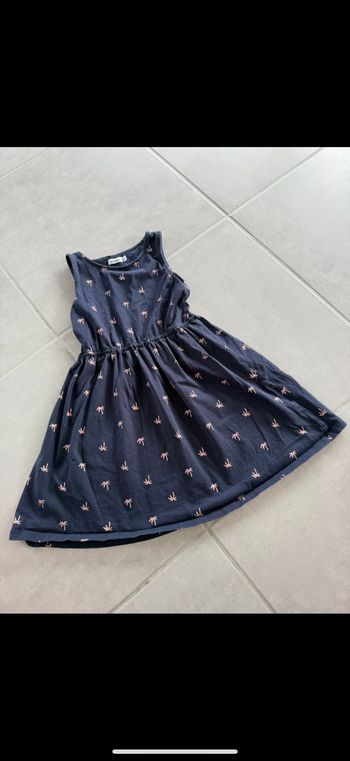 Robe fille avec palmiers 8 ans