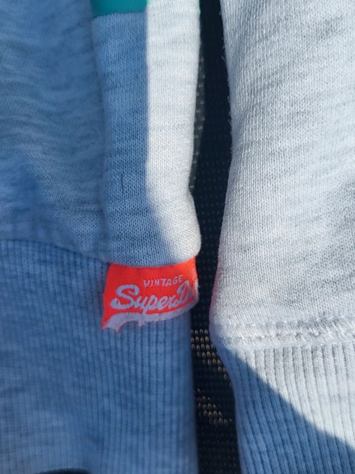Magnifique pull Superdry - photo numéro 2