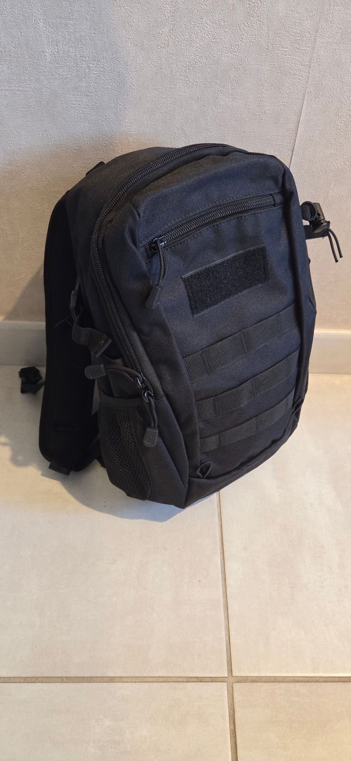 Sac à dos multipoches tactique noir 30L - photo numéro 2