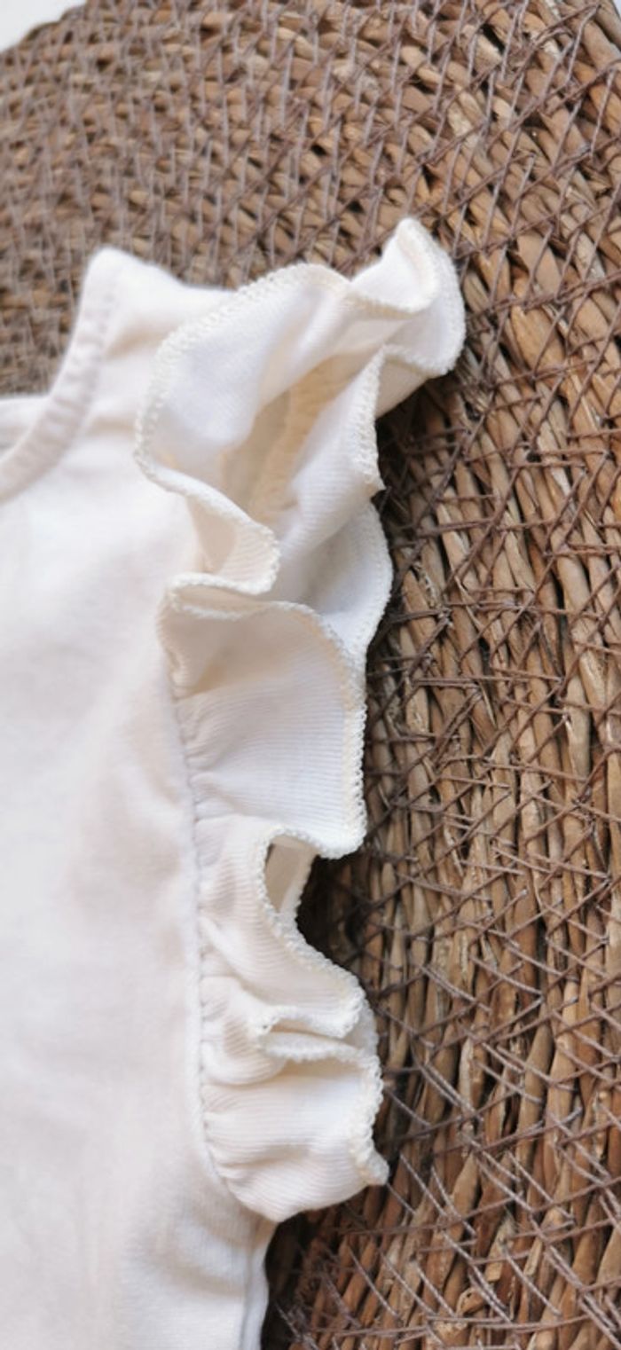 Tee-shirt 👣 Froufrou, kiabi, 1 mois - photo numéro 4