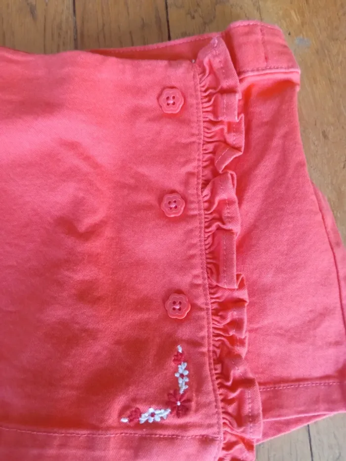 Jupe short Sergent Major rouge Neuve 3 ans - photo numéro 8