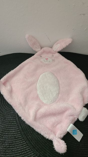 Doudou plat lapin TEX BABY rose ovale blanc losange 38 cm