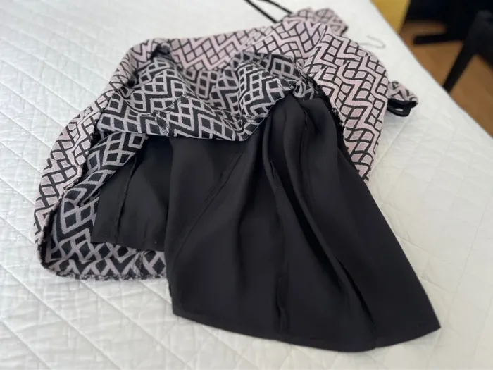 Robe Pinko taille 40 rose noir - photo numéro 5