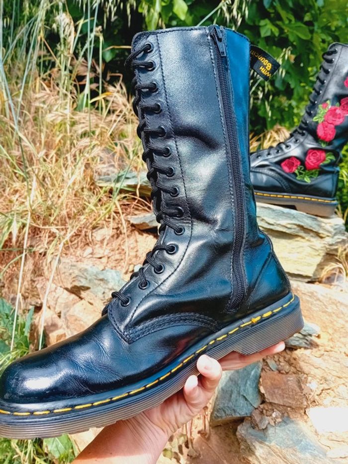Dr. Martens 1914 Vonda roses brodées 🌹 42 - photo numéro 4