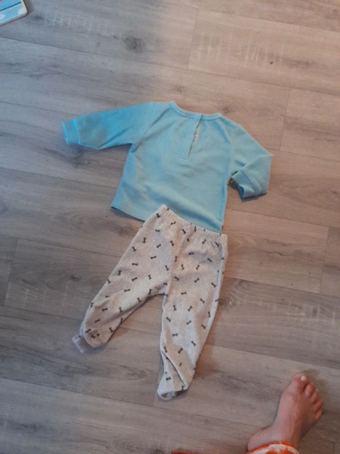 Pyjama polaire 9 mois - photo numéro 4