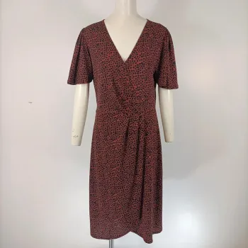 Robe midi WE imprimé léopard rouge et noir taille M estimée col V manches papillon fluide A103