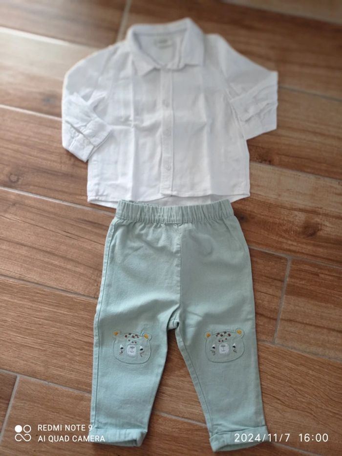 Ensemble 12 mois, Chino vert d'eau+ chemise blanche. - photo numéro 9