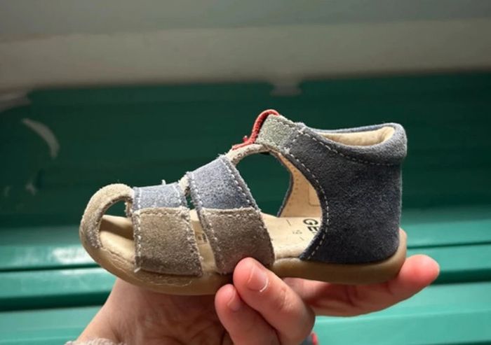 👣 Sandales bébé cuir – Taille 19 – Gémo - photo numéro 3