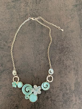Collier fantaisie bleu